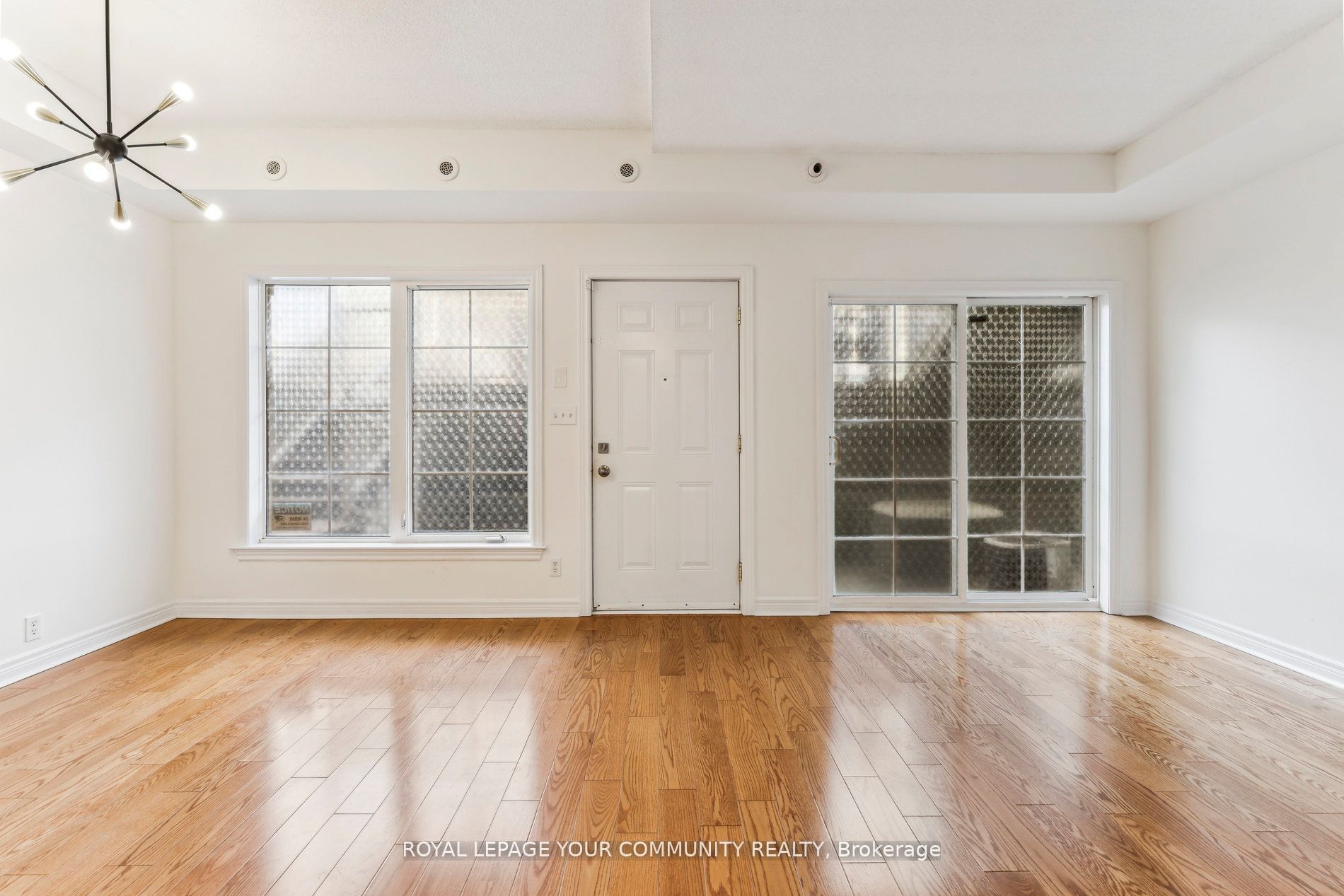 207 Wellesley Street E 103