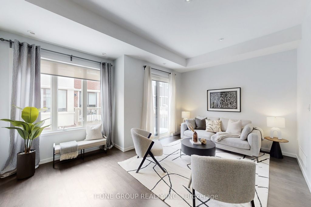 Photo of 27 Genuine Lane, Richmond Hill, ON L4B 0E5 (MLS # N12901042)