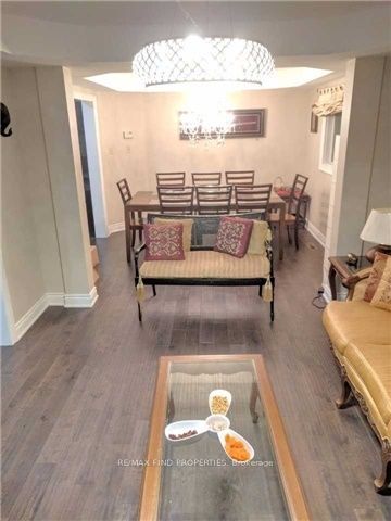 2406 Yorktown Circle