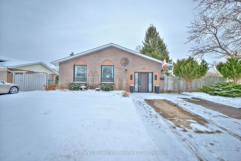 Photo of 3112 Ussher Street, Niagara Falls, ON L2G 6M2 (MLS # X12666274)