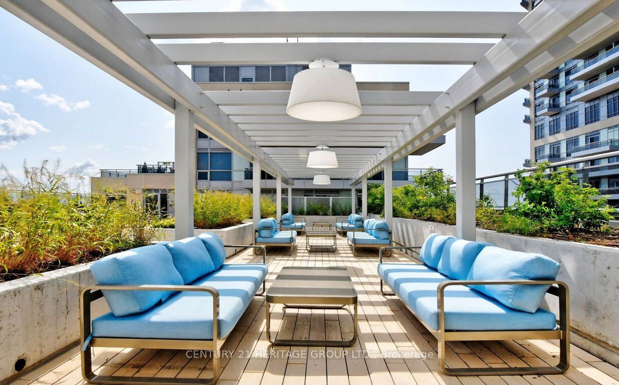 9201 Yonge Street 1813