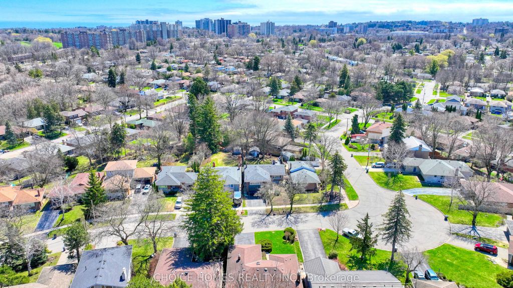 Photo of 19 Landfair Crescent, Toronto, ON M1J 3A6 (MLS # E13017932)