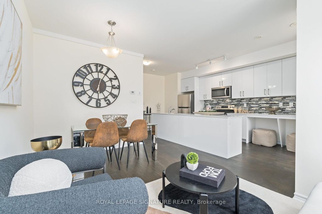 Photo of 1972R Victoria Park Avenue #30, Toronto, ON M1R 1V1 (MLS # C12597766)