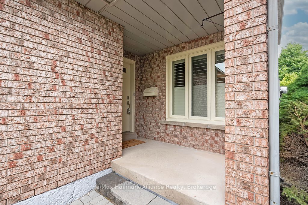 637 Fothergill Boulevard