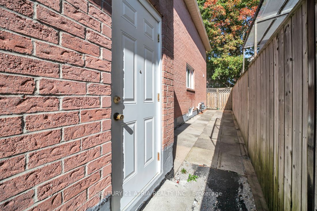 38 Pickett Crescent Basement