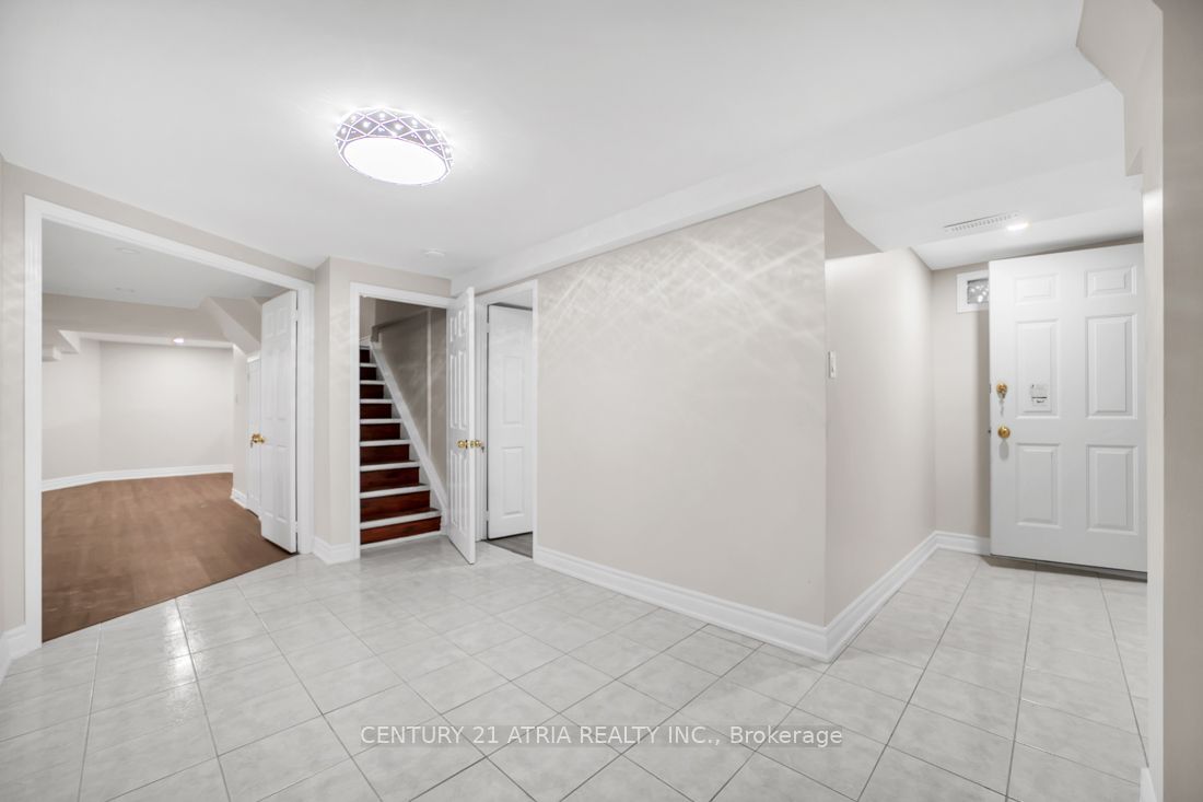 38 Pickett Crescent Basement