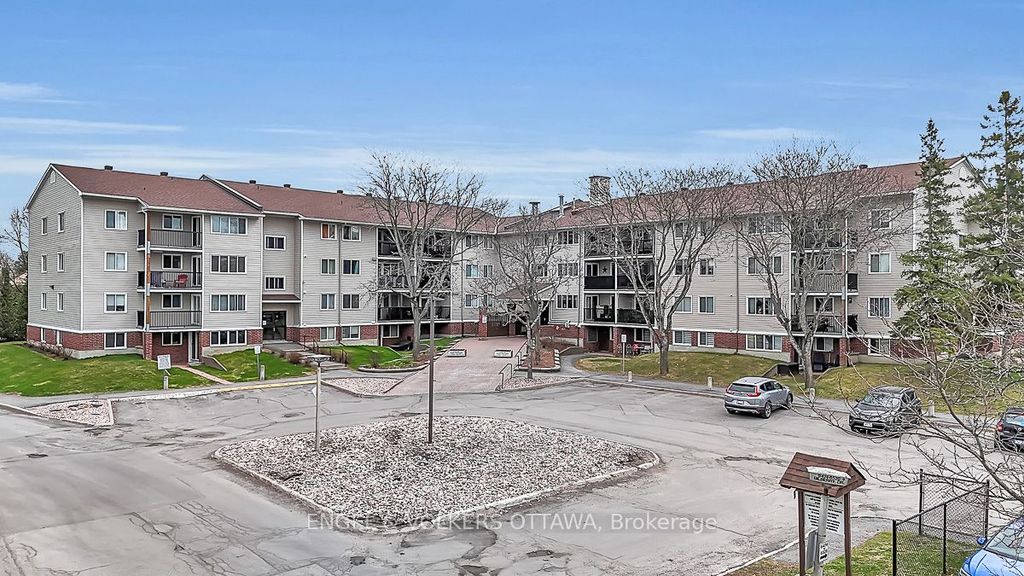 Photo of 6532 Bilberry Drive #112, Orleans - Convent Glen and Area, ON K1C 4N9 (MLS # X12934234)