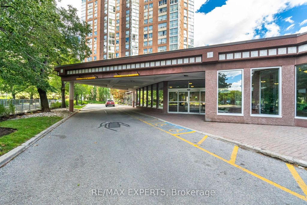 Photo of 7 Concorde Place #3610, Toronto, ON M3C 3N4 (MLS # C12364971)