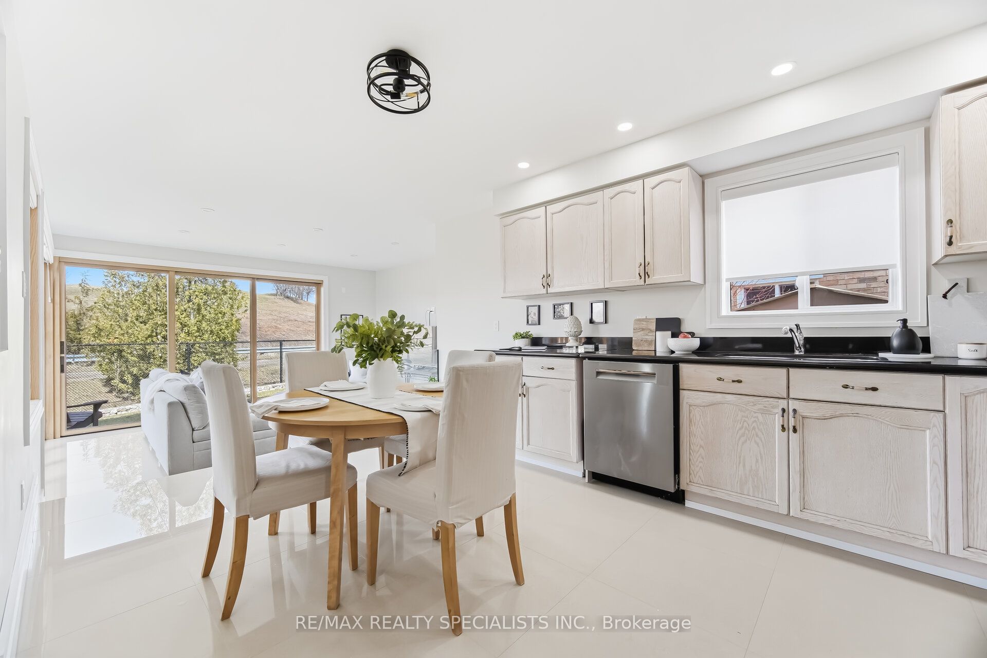 1169 Barnswallow Court