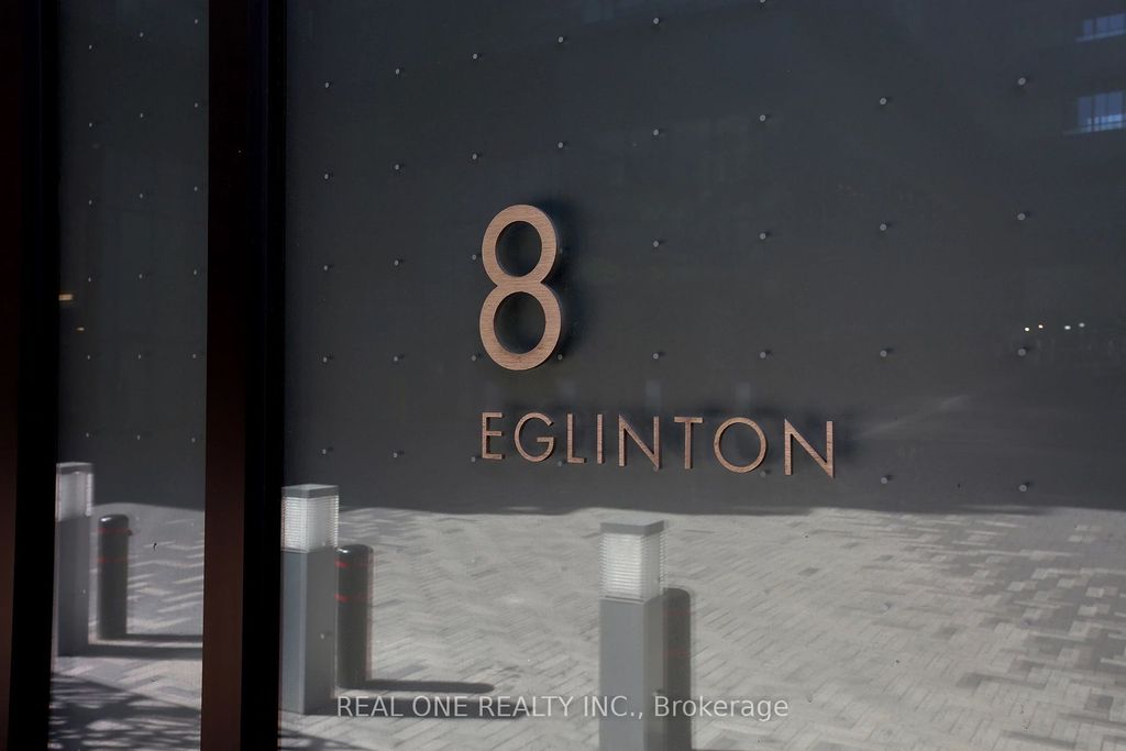 Photo of 8 Eglinton Avenue E #2209, Toronto, ON M4P 0C1 (MLS # C13106508)