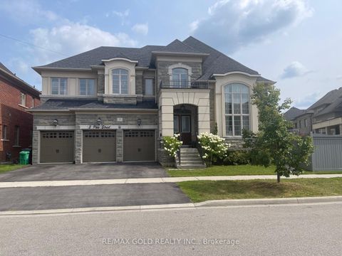 3 Poco Street N Brampton ON L6P 4C3