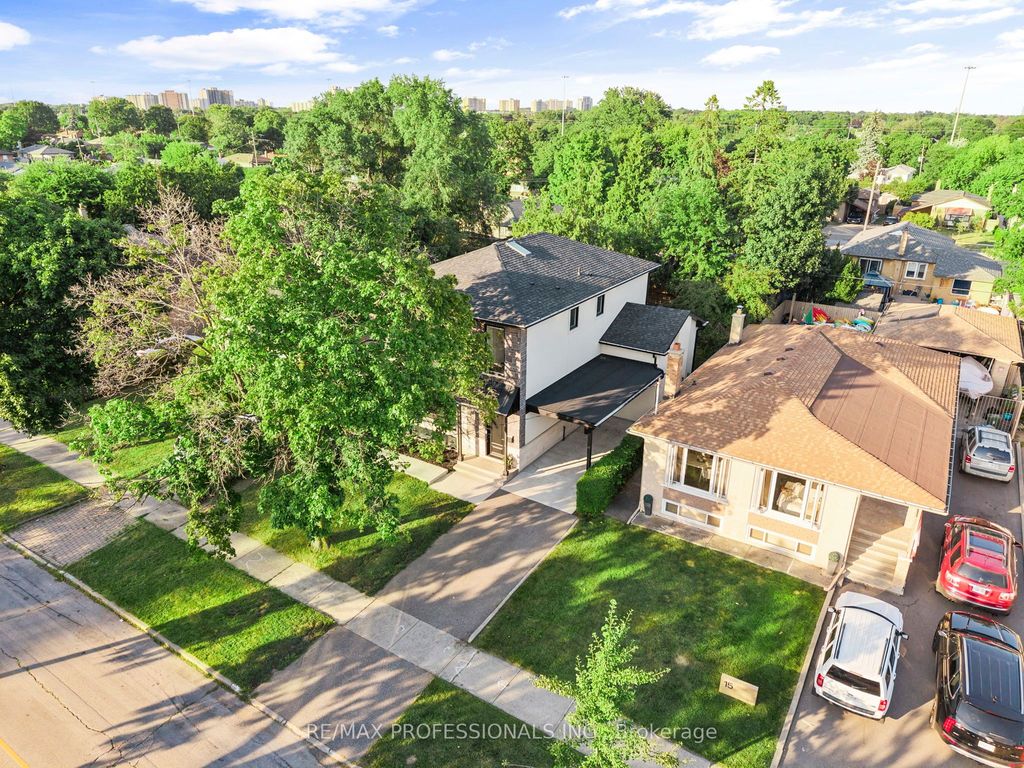 Photo of 11 Odessa Avenue, Toronto, ON M9C 4J7 (MLS # W12487585)