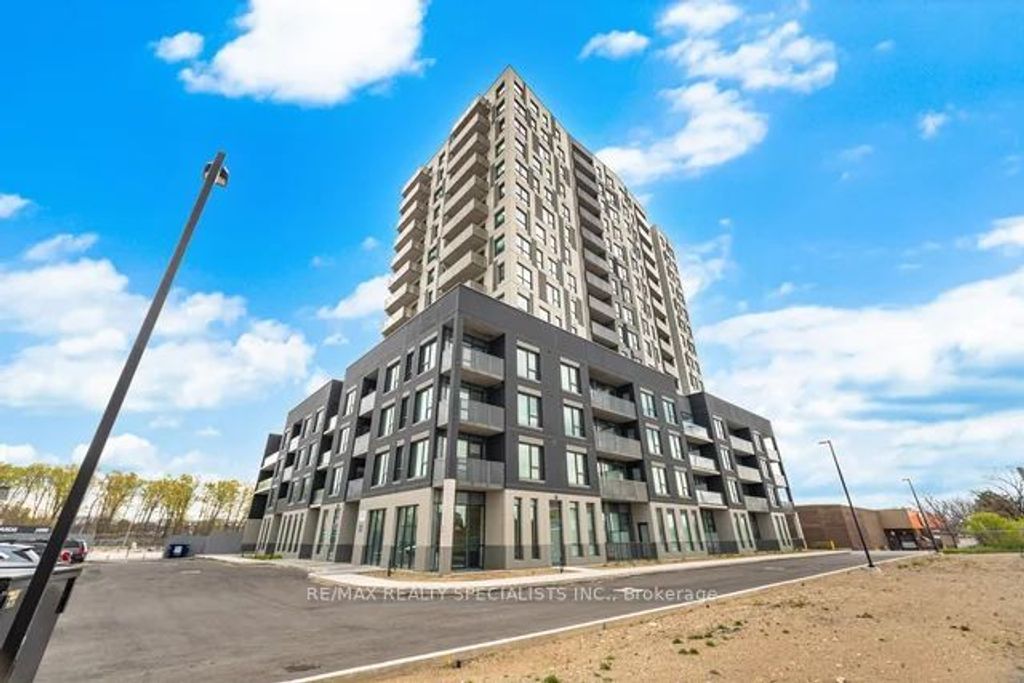 Photo of 1333 Weber Street E #103, Kitchener, ON N2A 1C2 (MLS # X13108750)