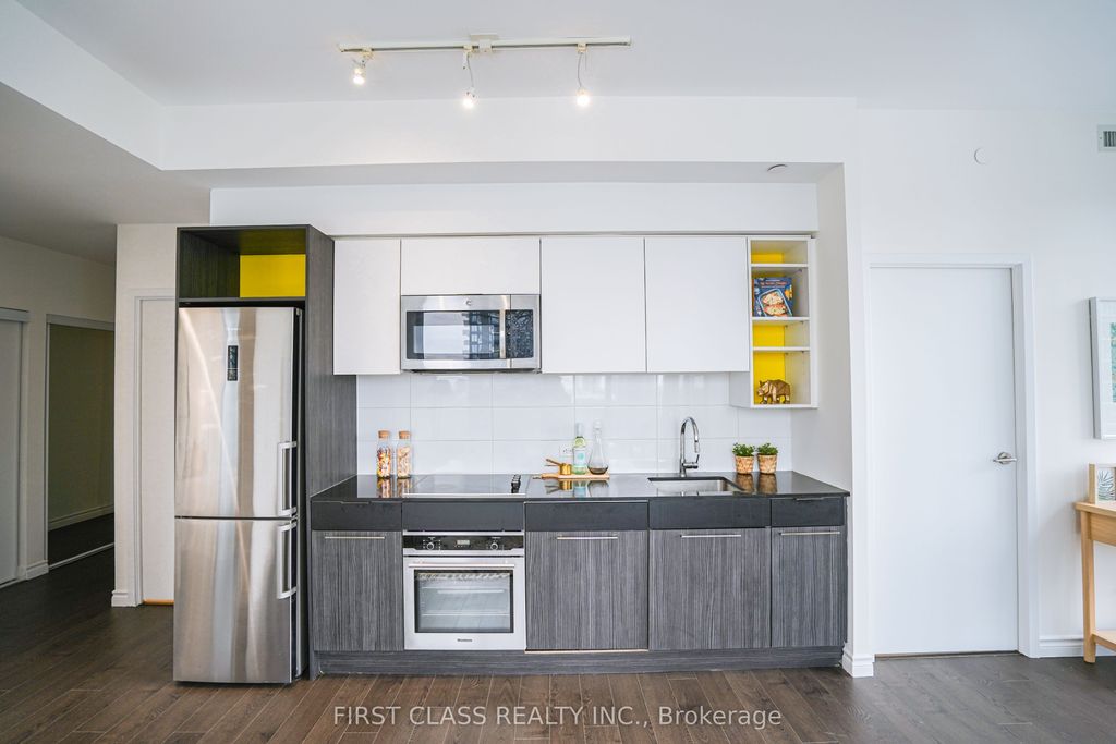 Photo of 68 Shuter Street #2010, Toronto, ON M5B 1B4 (MLS # C13060726)
