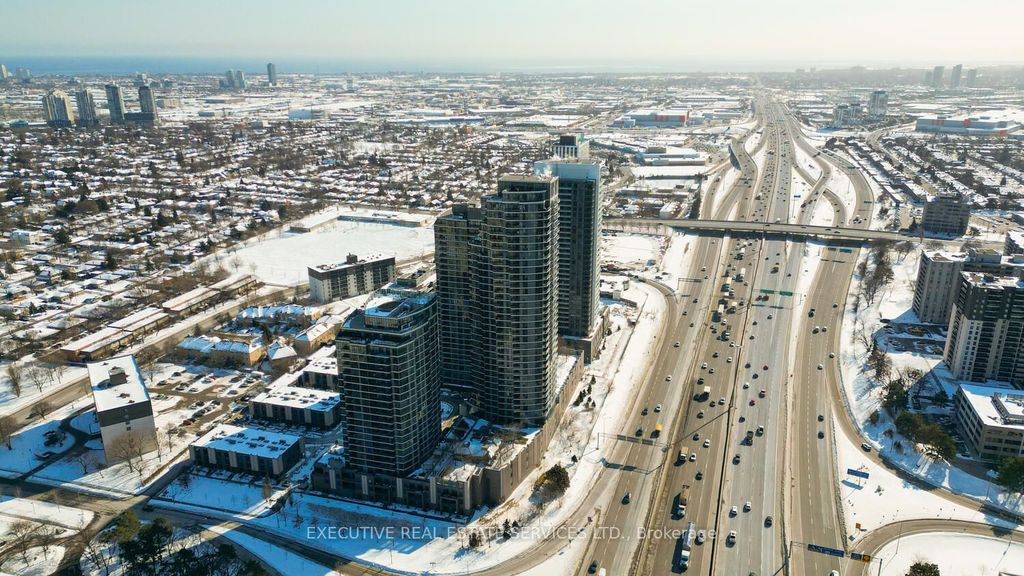 Photo of 5 Valhalla Inn Road #1804, Toronto, ON M9B 1S9 (MLS # W12768814)