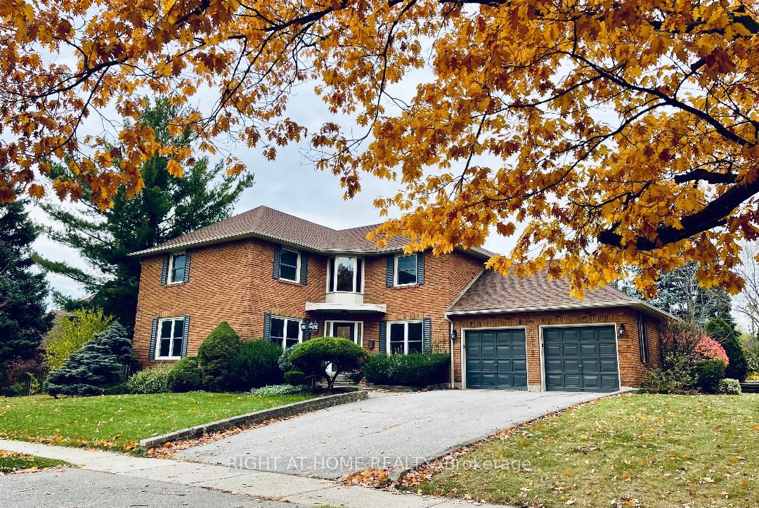 3668 Belvedere Crescent