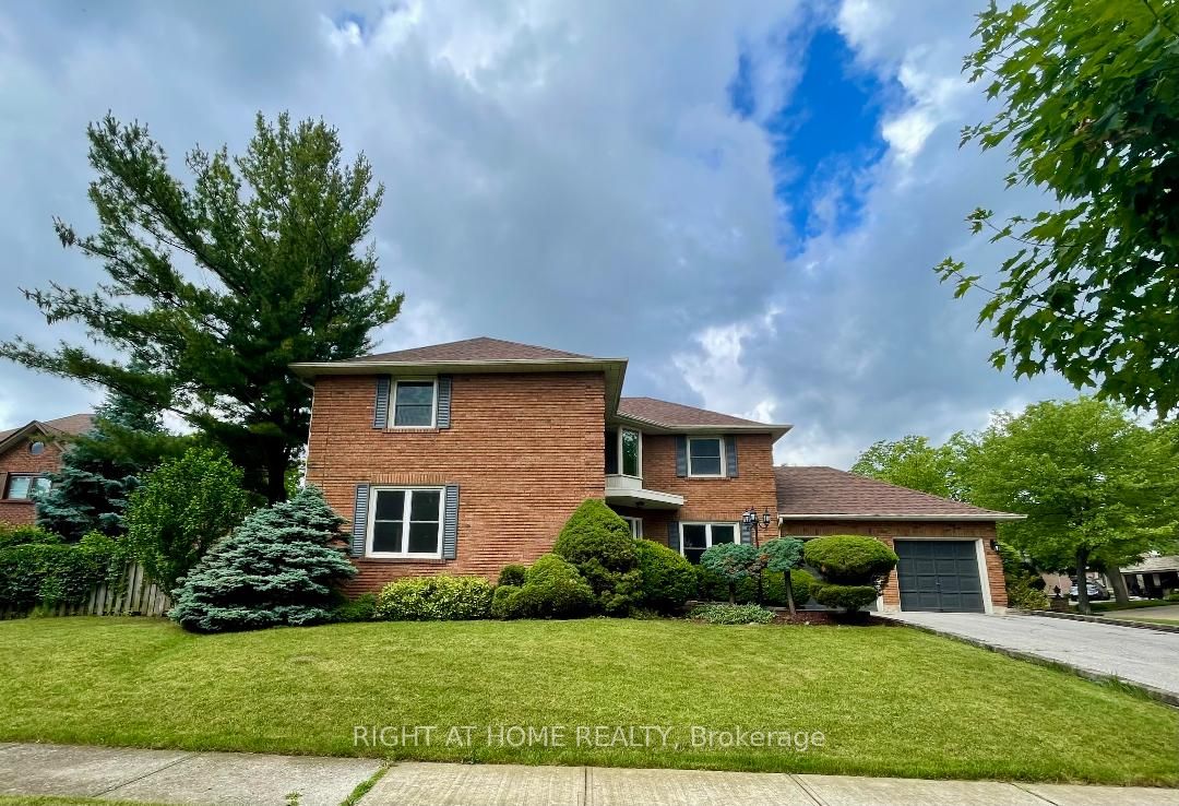 3668 Belvedere Crescent