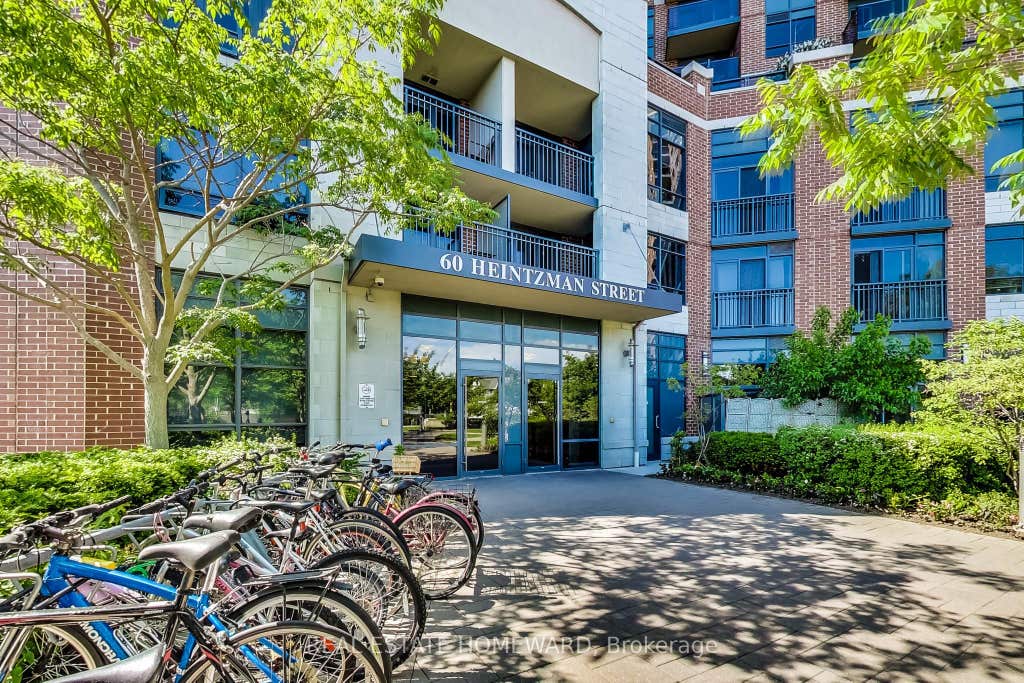 Photo of 60 Heintzman Street #1315, Toronto, ON M6P 5A1 (MLS # W13414410)