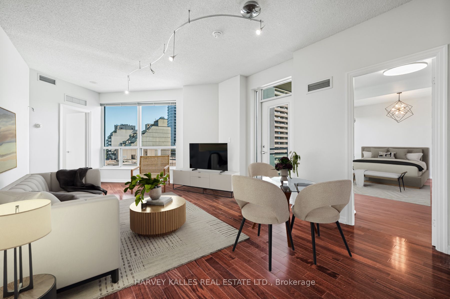 300 Bloor Street E 1703