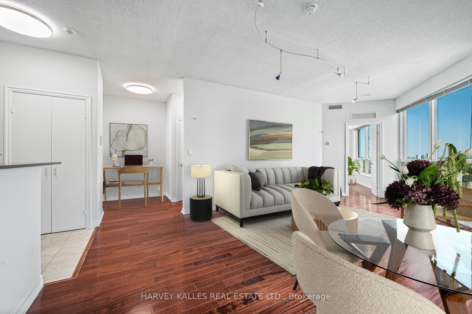 300 Bloor Street E 1703