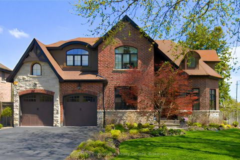 476 Patricia Drive Burlington ON L7T 1K2