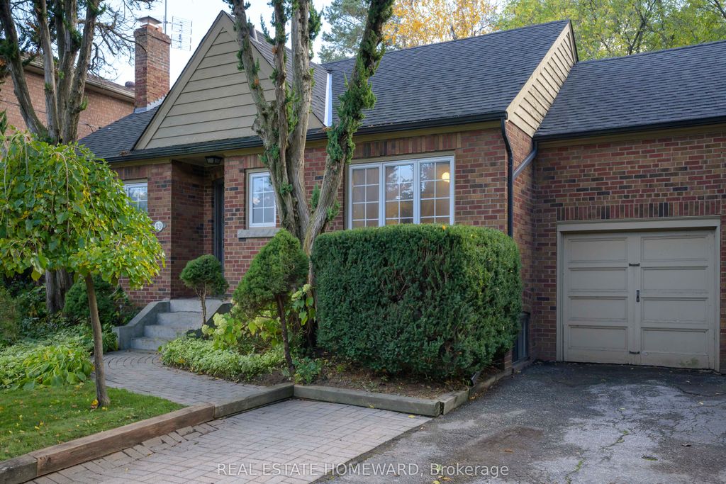 Photo of 59 Parkview Hill Crescent, Toronto, ON M4B 1R1 (MLS # E12913704)