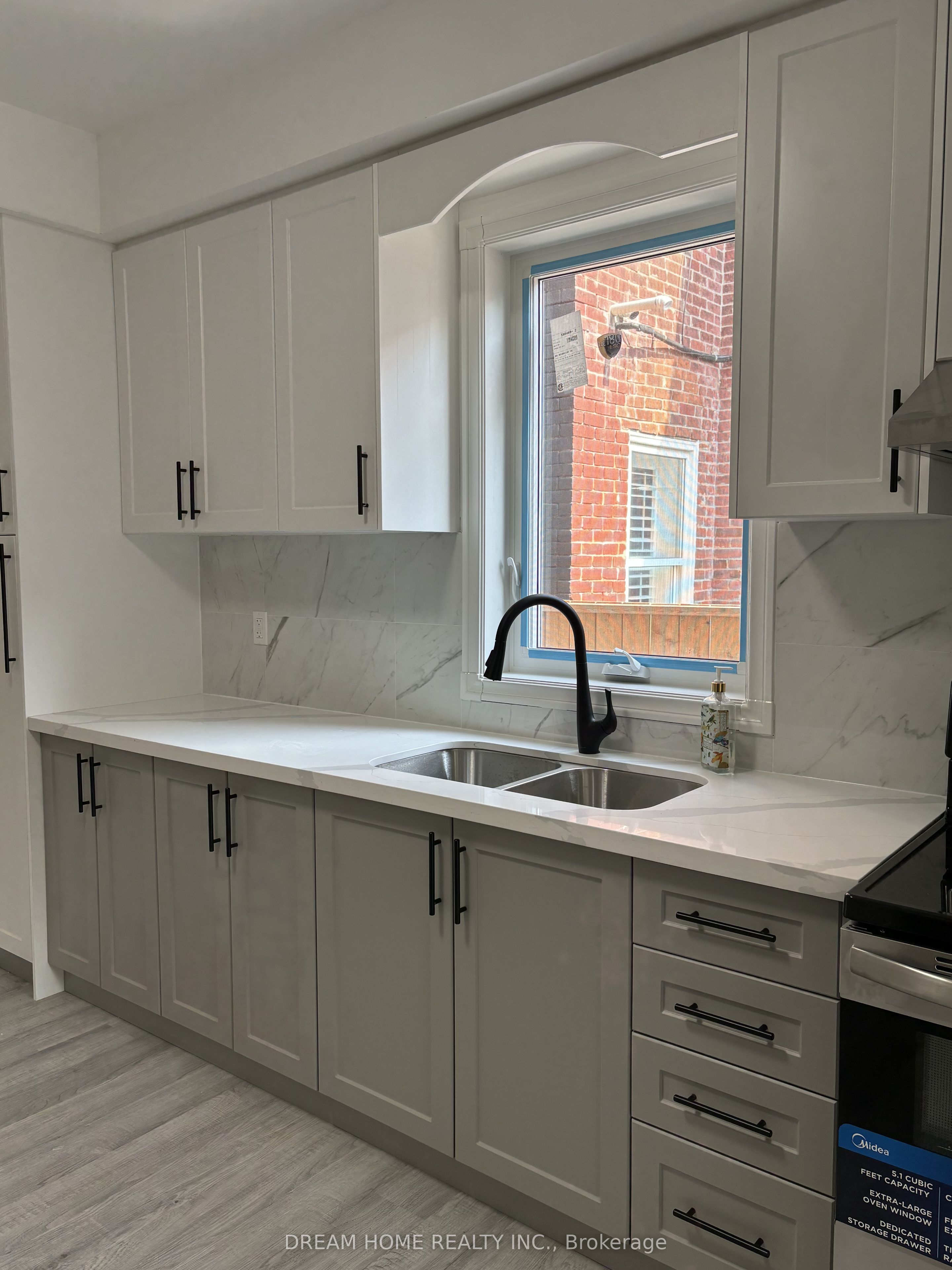 262 clinton Street 201