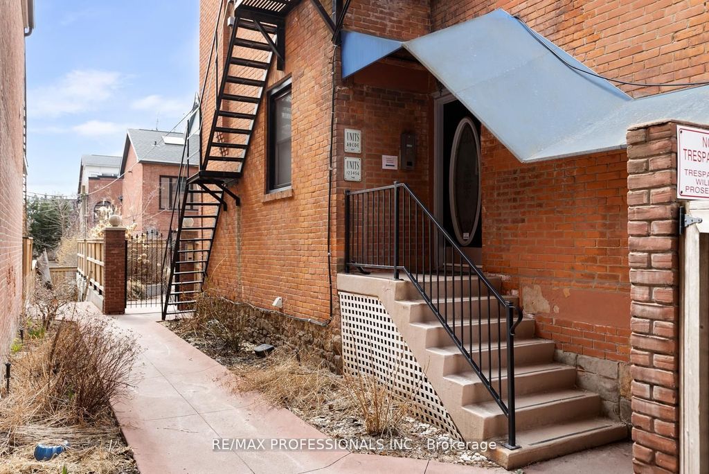 Photo of 253 Wellesley Street E #C, Toronto, ON M4X 1G8 (MLS # C13111416)