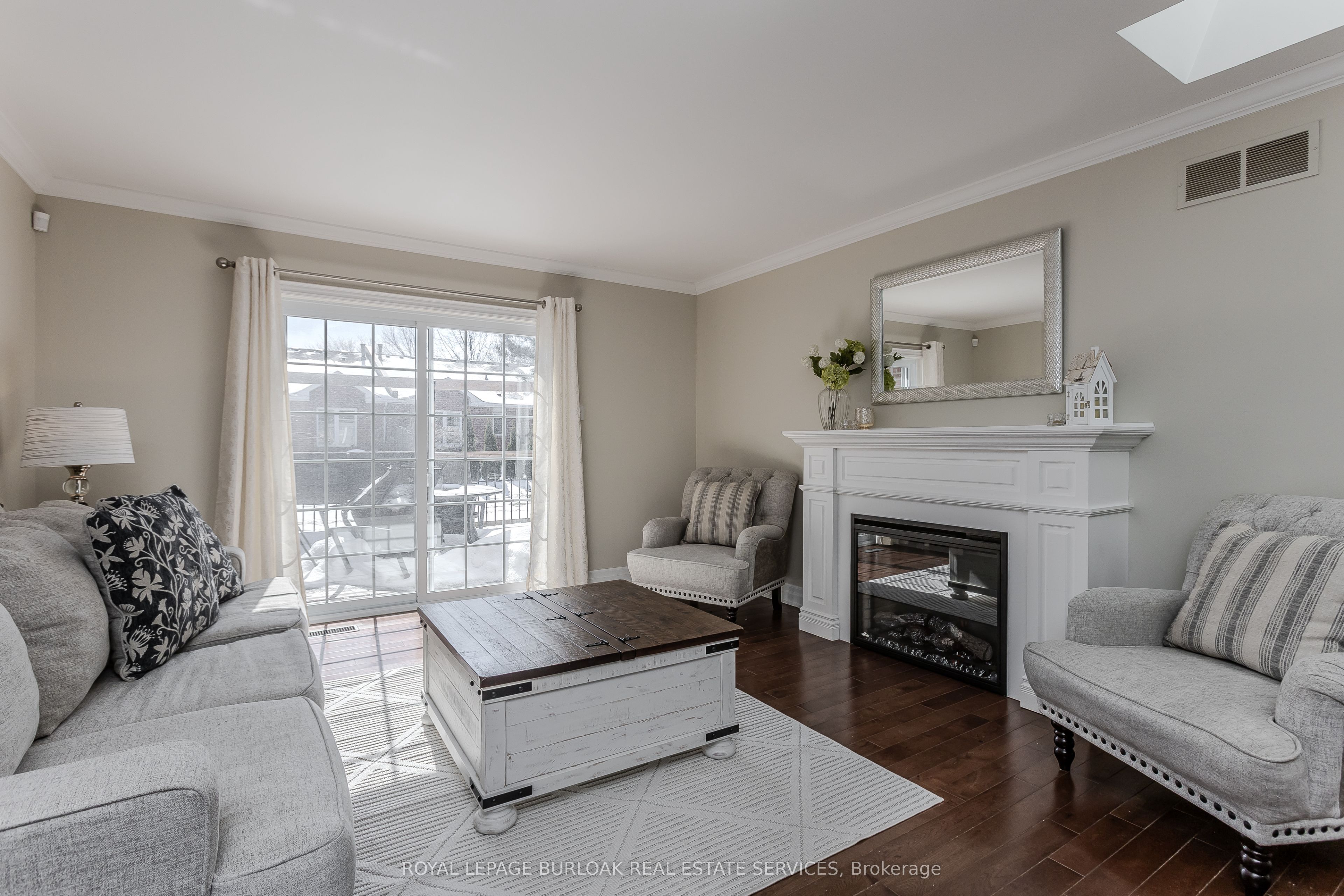 20 Meadowlands Boulevard 26