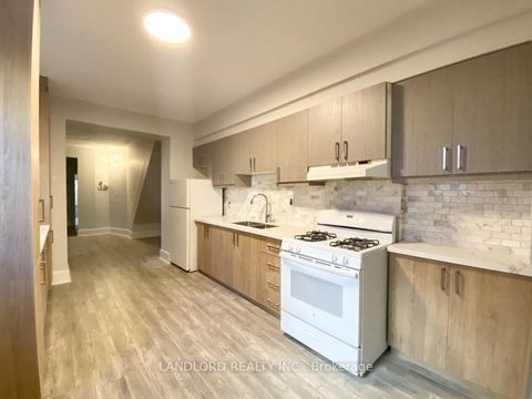 1078 College Street Main Toronto ON M6H 1B3