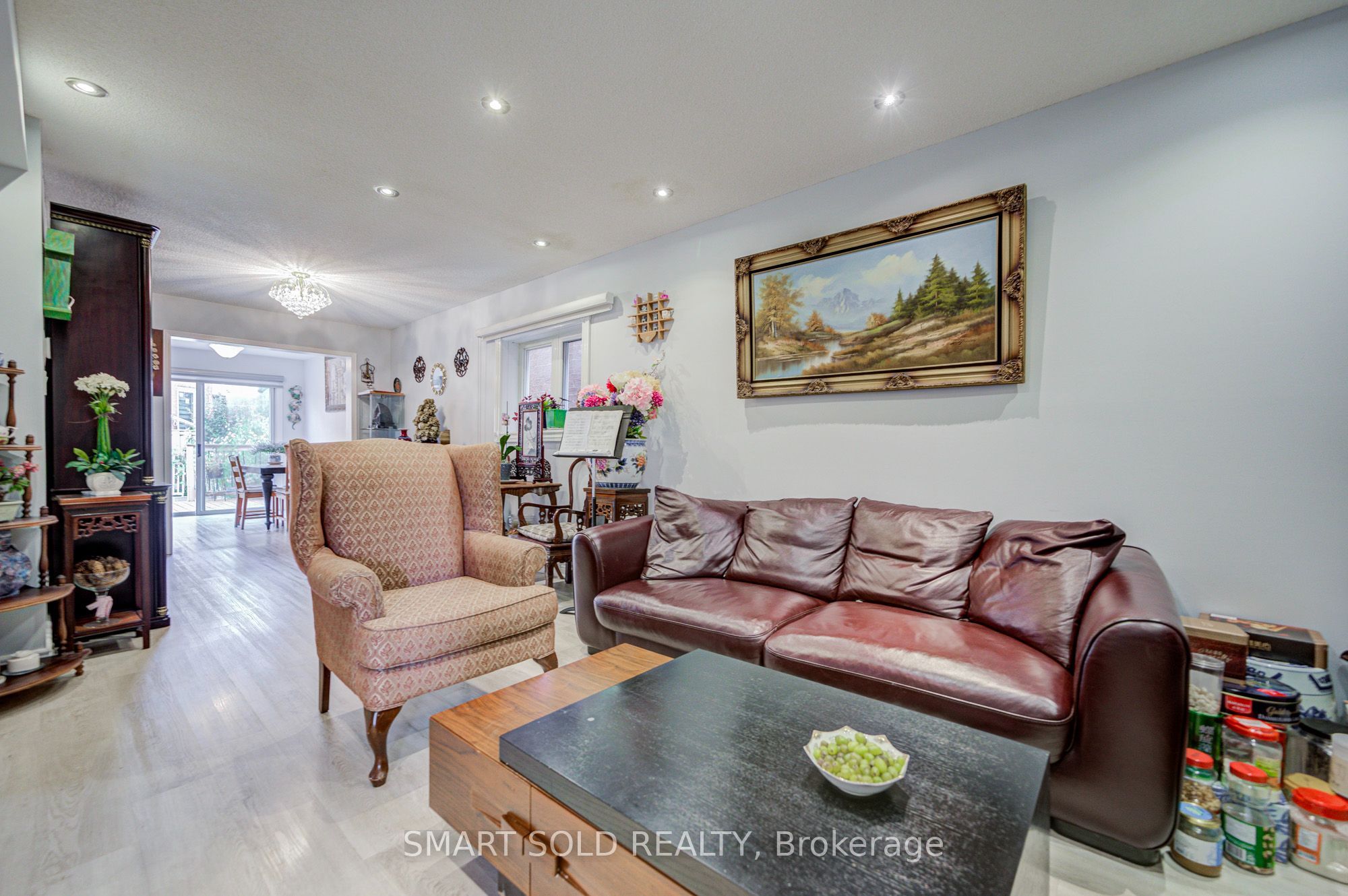 70 Connery Crescent