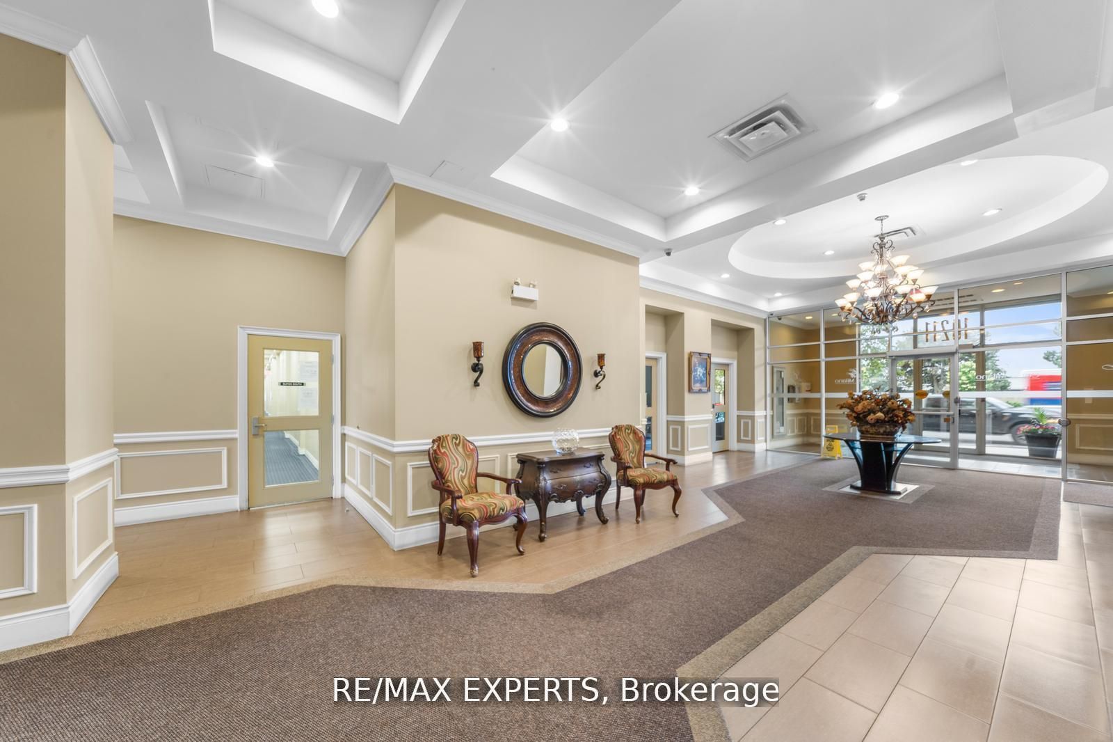 10211 Keele Street 105