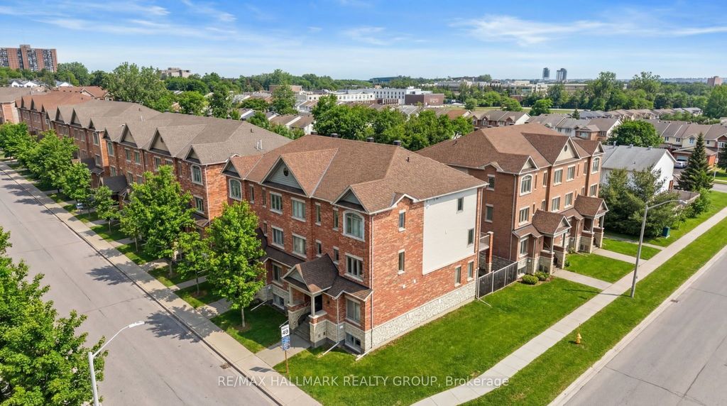 Photo of 498 LeBoutillier Avenue, Overbrook - Castleheights and Area, ON K1K 1V1 (MLS # X13065224)