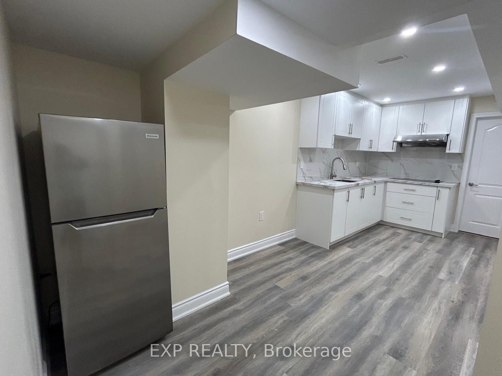 10 Alicewood Grove Bsmt