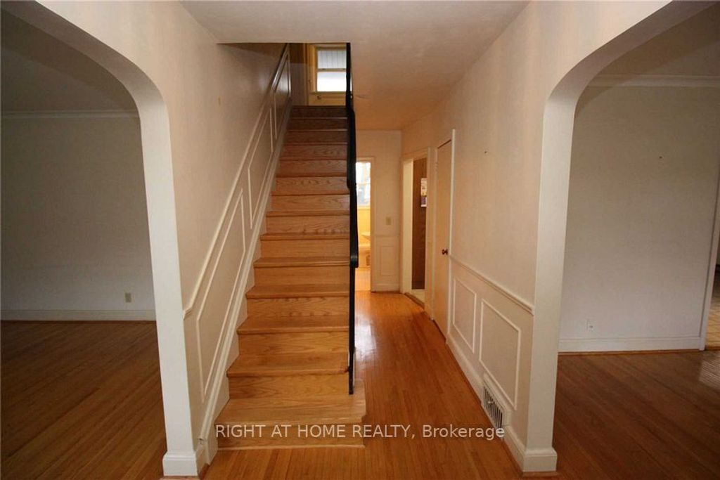 Photo of 123 Ashbourne Drive, Toronto, ON M9B 4H9 (MLS # W12631584)