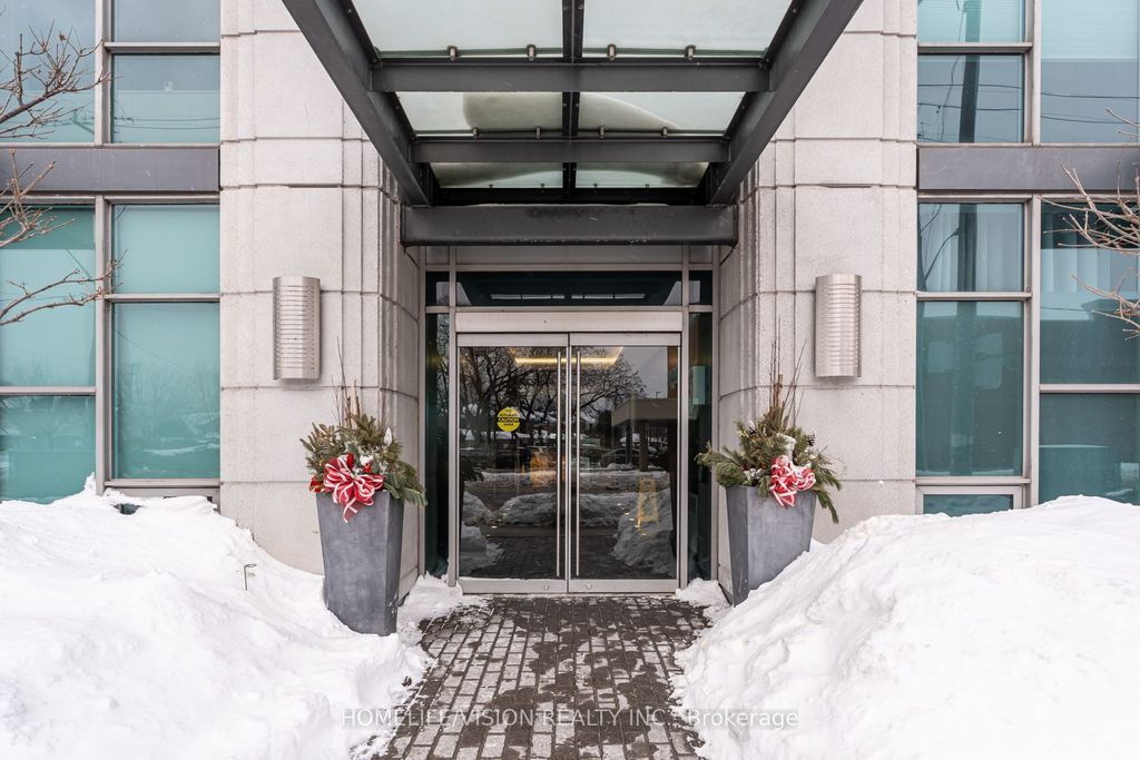 Photo of 1048 Broadview Avenue #1907, Toronto, ON M4K 2B8 (MLS # E12772526)