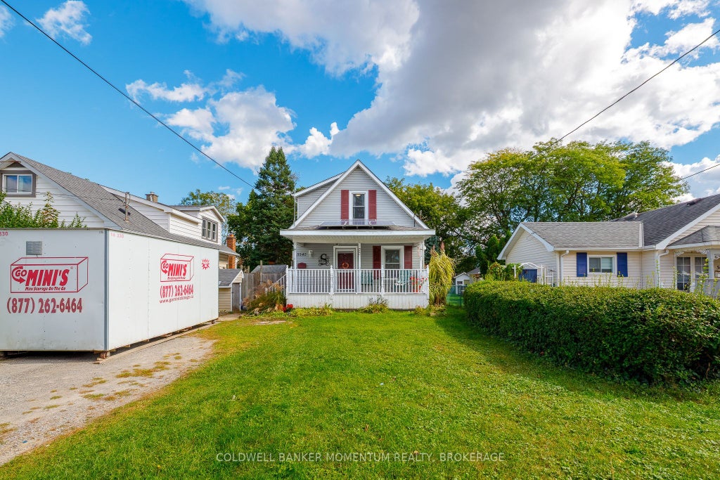 Photo of 5542 Highland Avenue, Niagara Falls, ON L2G 4W7 (MLS # X13886128)
