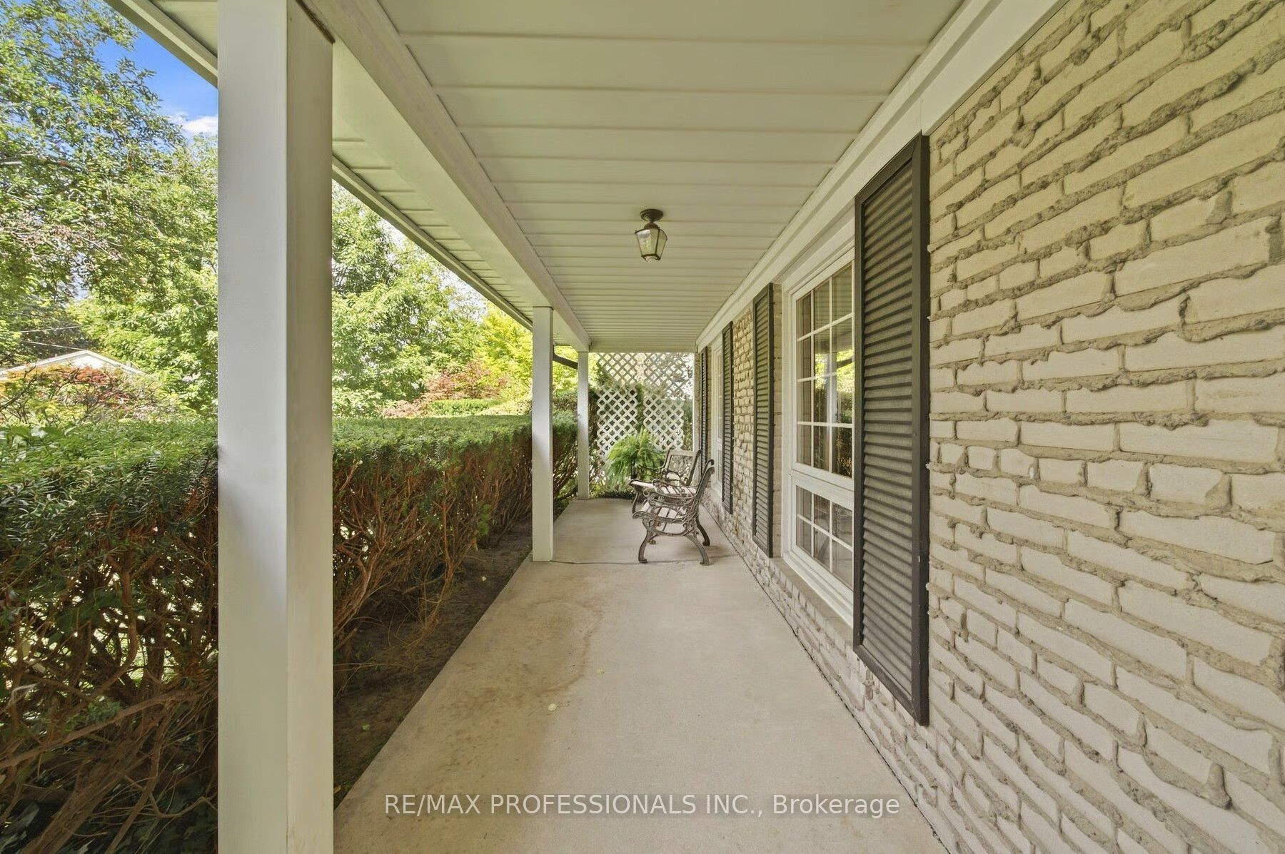 15 Hartfield Court