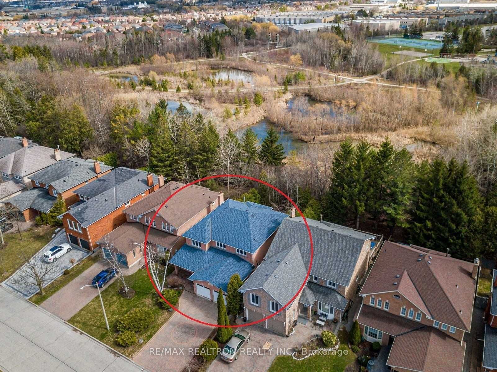 47 Summitcrest Drive Lower