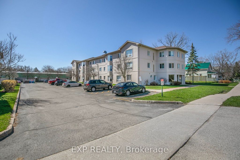 Photo of 107 Bond Street #303, Orillia, ON L3V 1J7 (MLS # S13038602)