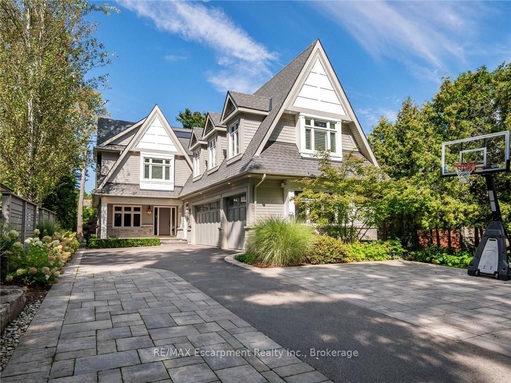 Photo of 3087 Lakeshore Road, Burlington, ON L7N 1A3 (MLS # W12715682)