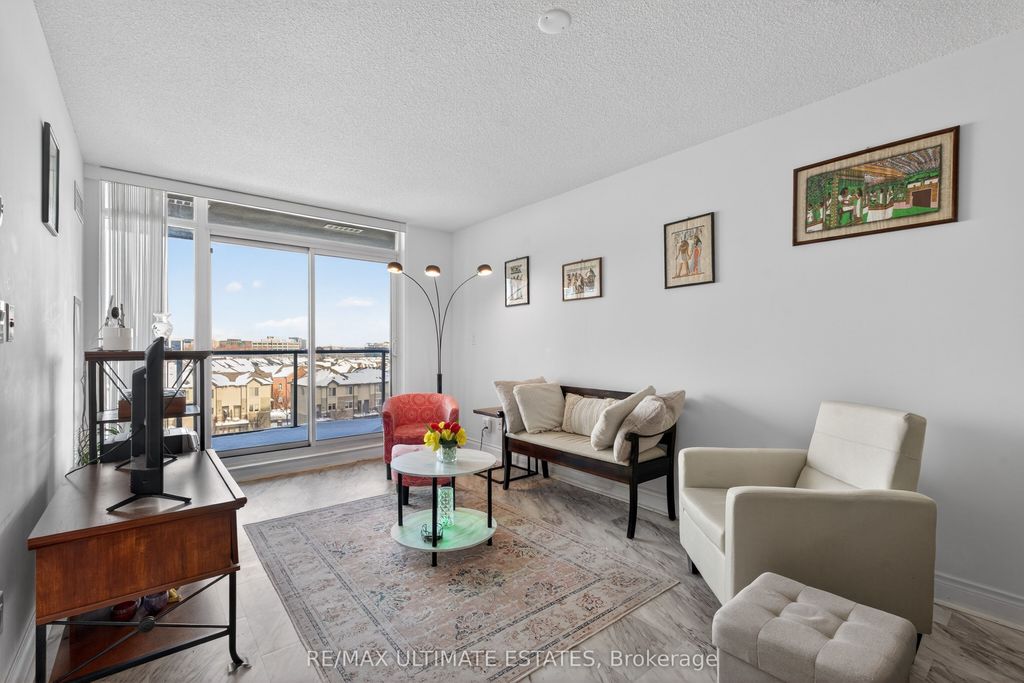 Photo of 253 South Park Road #709, Markham, ON L3T 0B4 (MLS # N13055920)