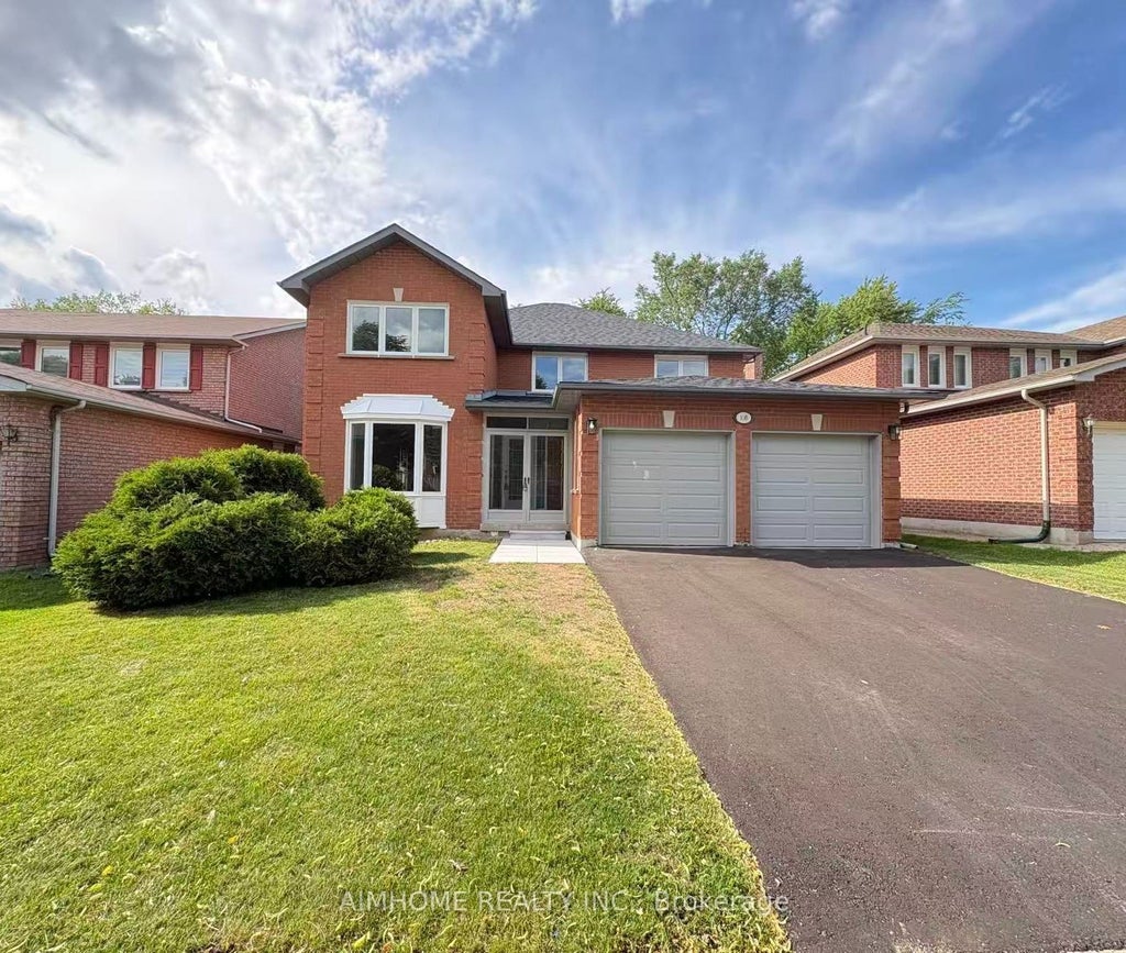 Photo of 108 Berwick Crescent, Richmond Hill, ON L4C 0B7 (MLS # N13770220)