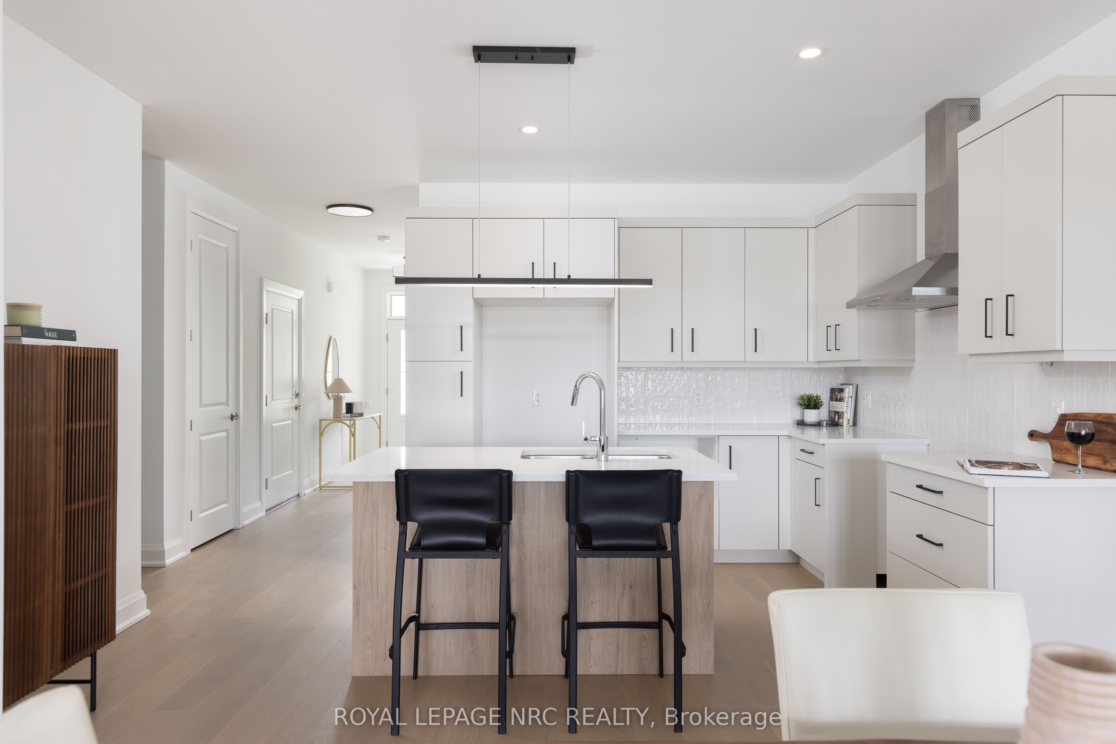 586 Seneca Drive 70 C