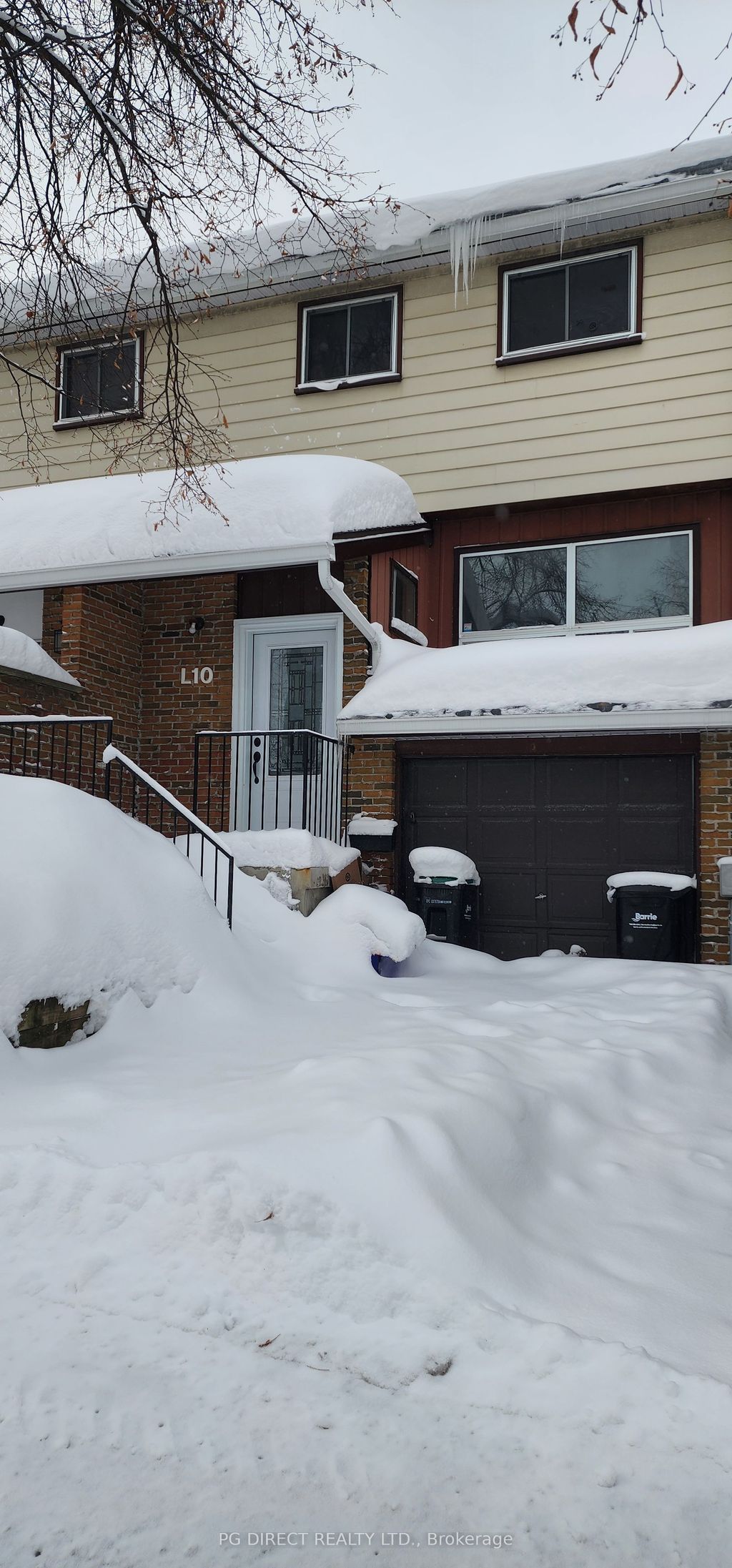 Photo of 63 Ferris Lane #L10, Barrie, ON L4M 5C4 (MLS # S12889870)