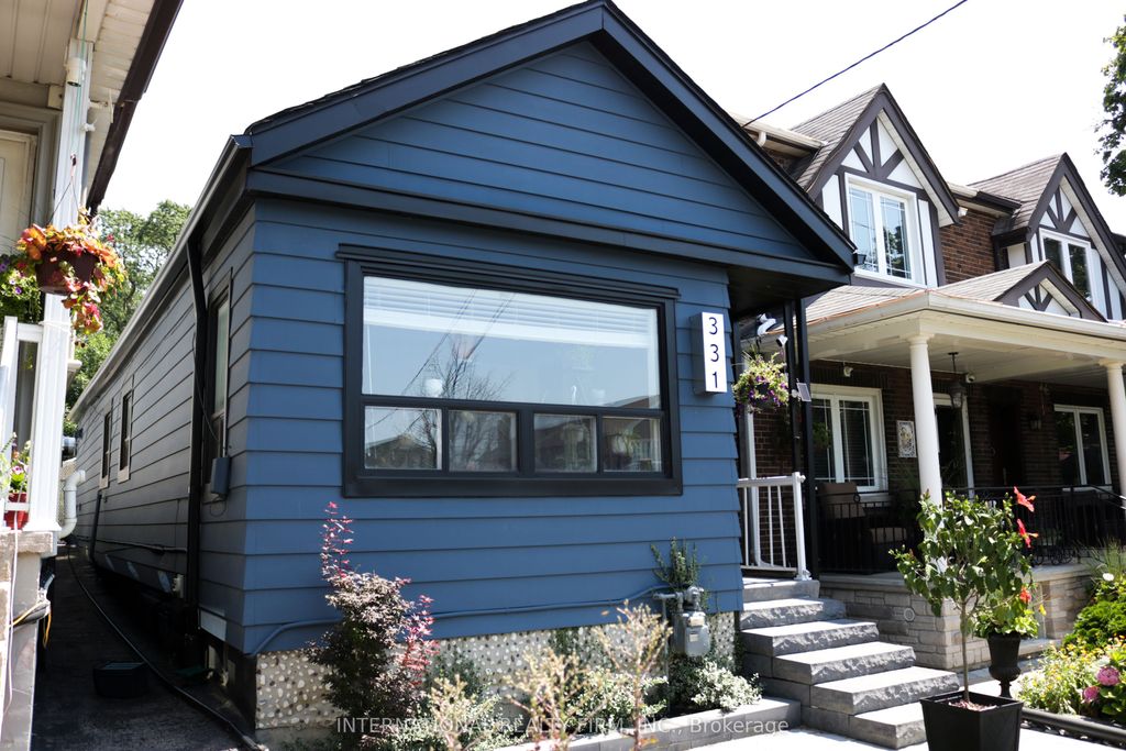 Photo of 331 N Mcroberts Avenue N, Toronto, ON M6E 4R1 (MLS # W12480638)