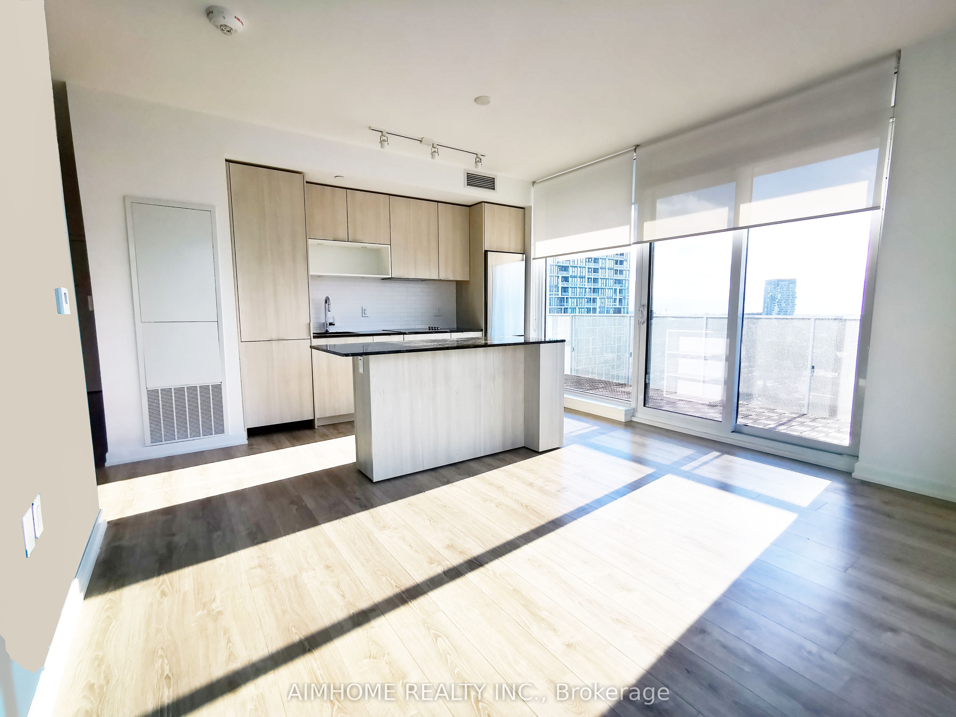 20 Tubman Avenue 1810