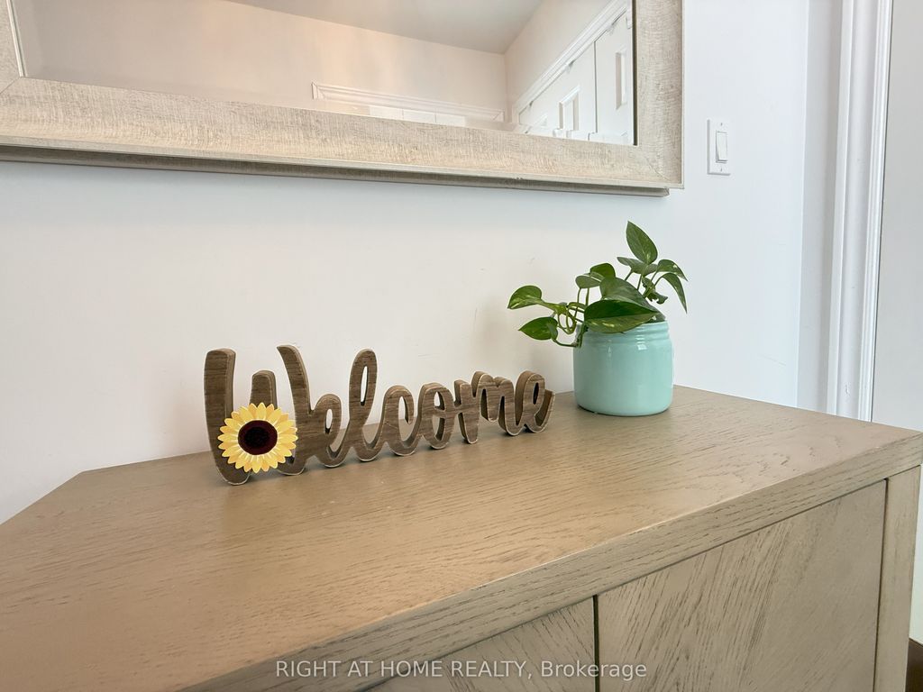 Photo of 40 Holland River Blv. Boulevard, East Gwillimbury, ON L9N 1C4 (MLS # N12756220)