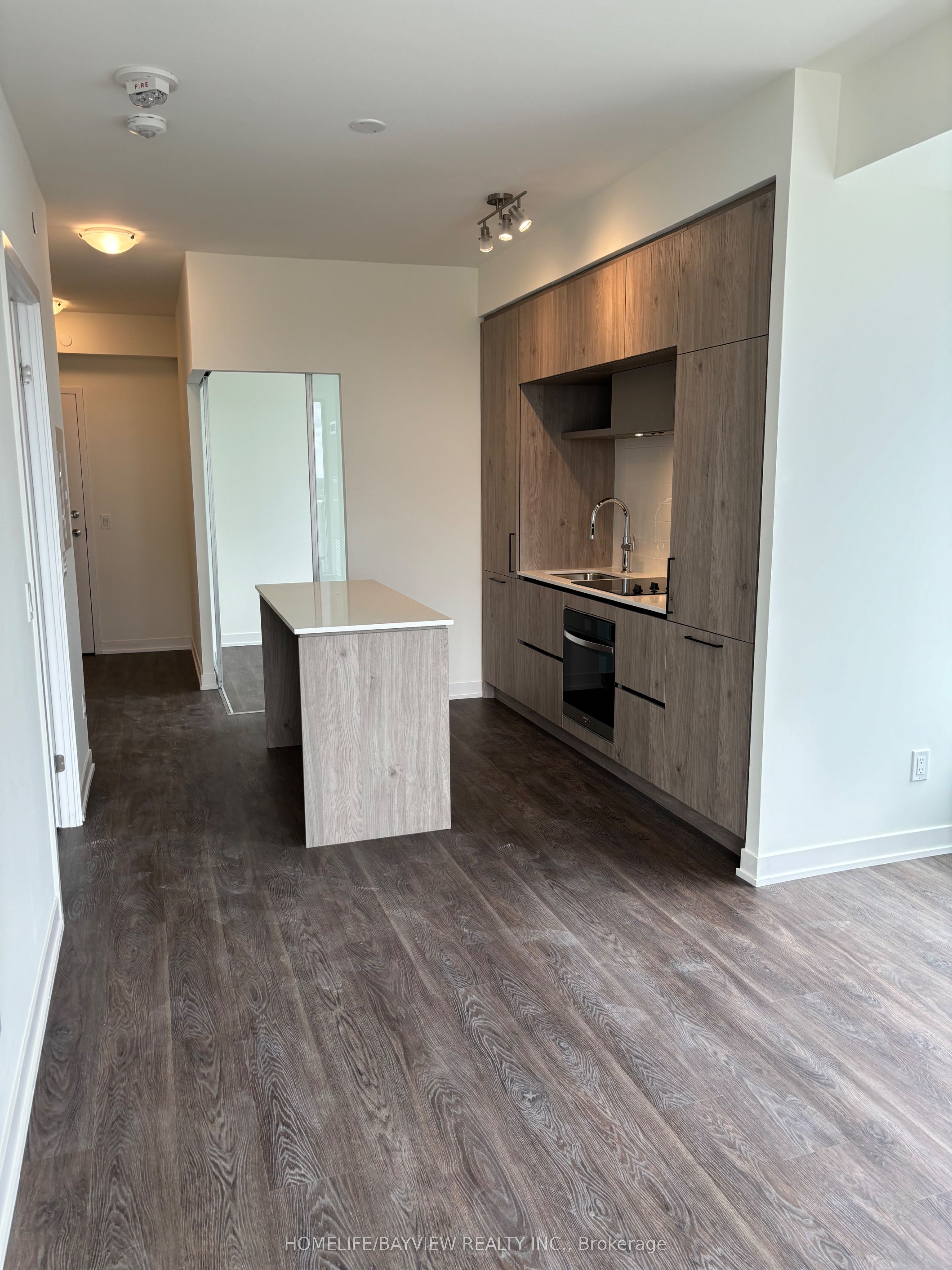 2 David Eyer Road 930
