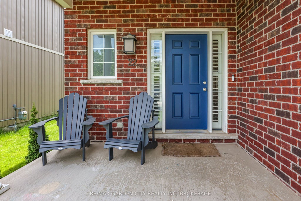 Photo of 22 Riesling Drive, Niagara-on-the-Lake, ON L0S 1J0 (MLS # X13627900)